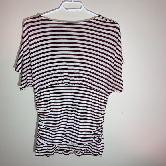 Maurices Stripe crossed over top - Picture 5 of 5